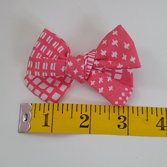 Dog Hair Bows - Set of 2 Bows for Pets with clip - Picture 4 of 5